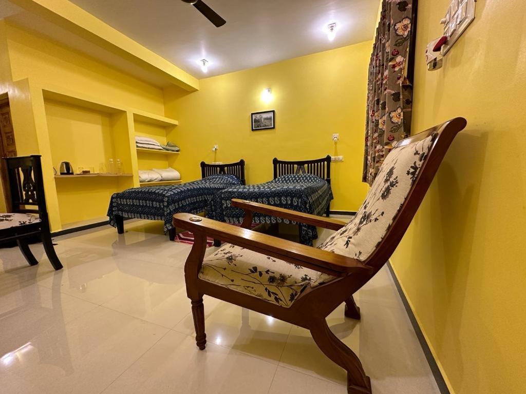 Sharad Baug Homestay Bhuj Exterior foto