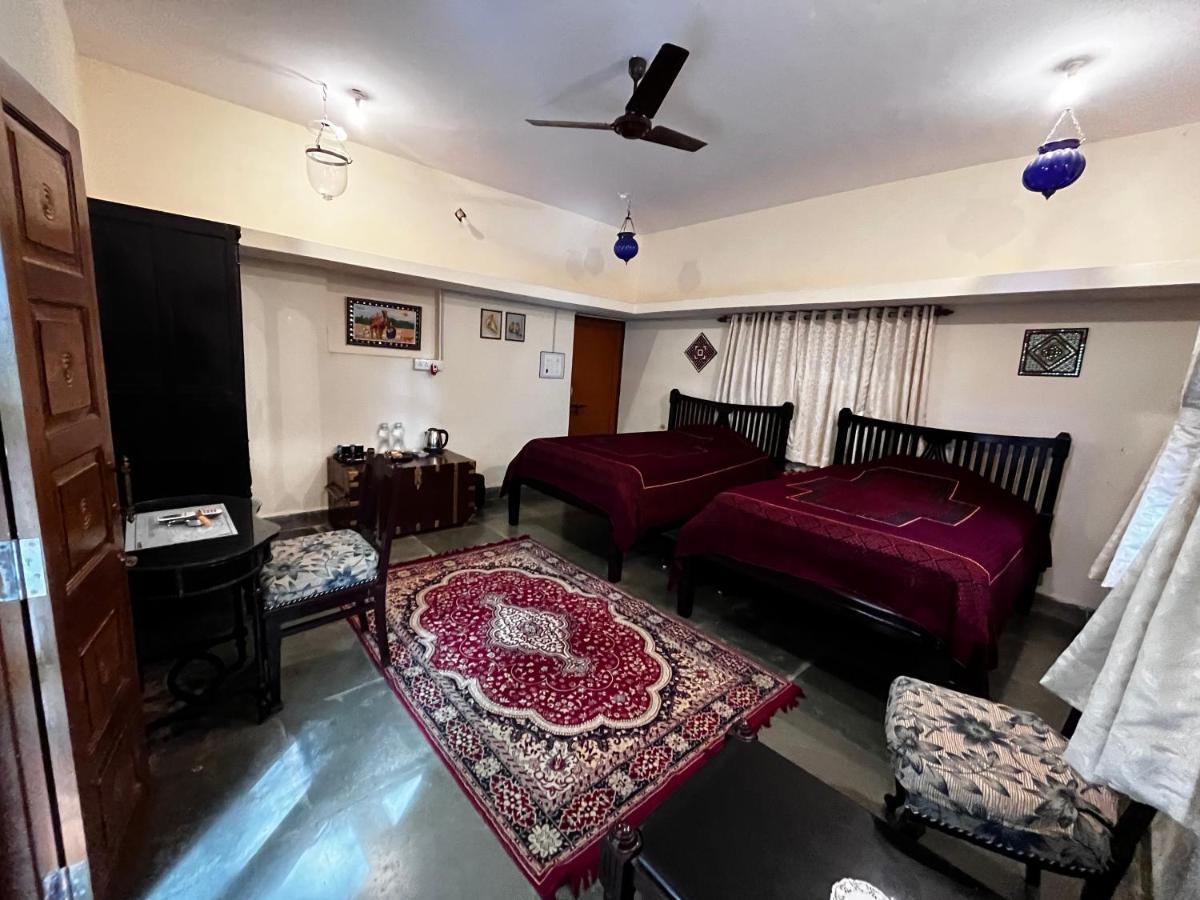 Sharad Baug Homestay Bhuj Exterior foto